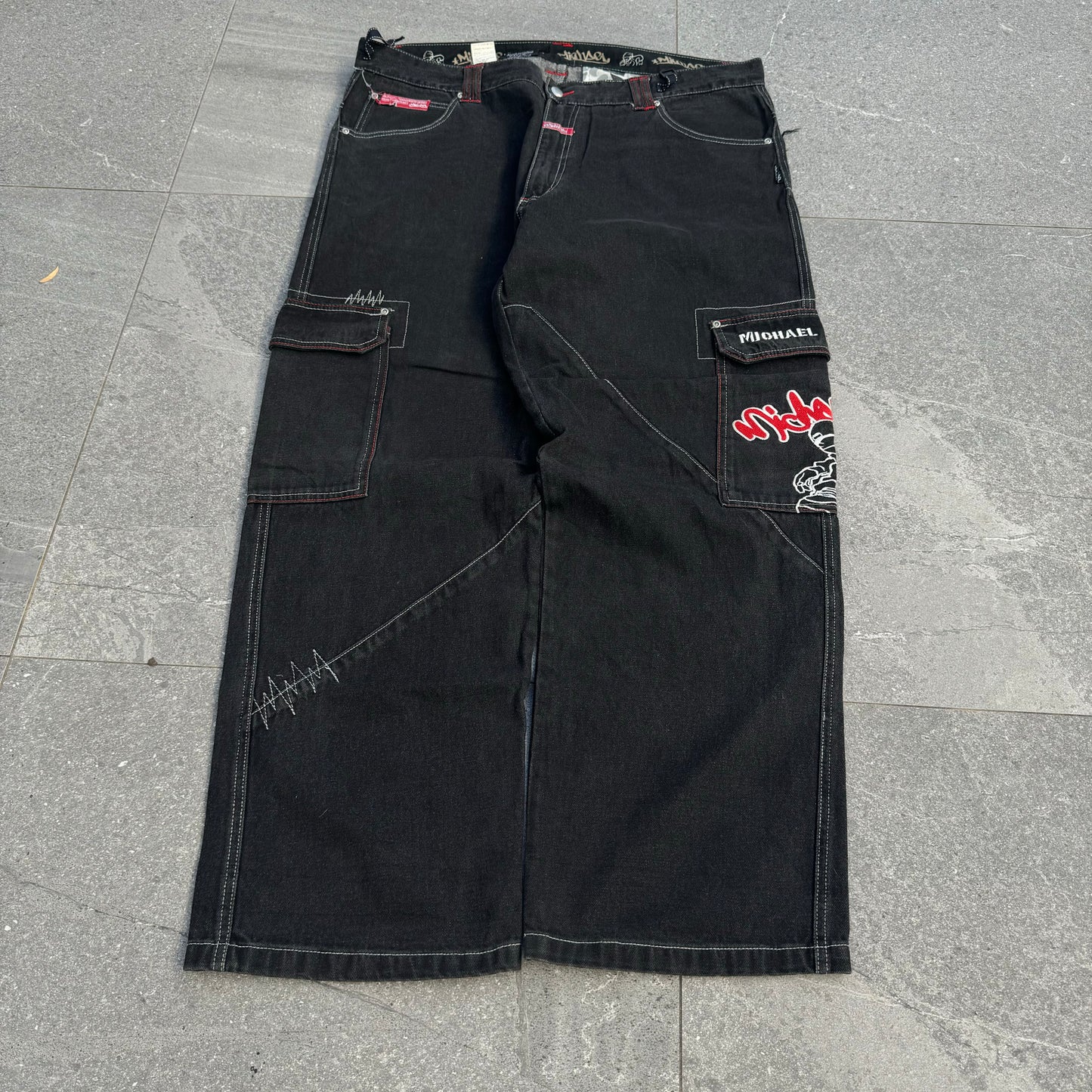 bboy michael jeans - 40x32”