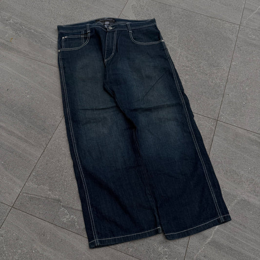 perfect dark wash faders - 38x30”