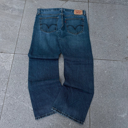 deeep blue 527 levi’s bootcut - 34x30”