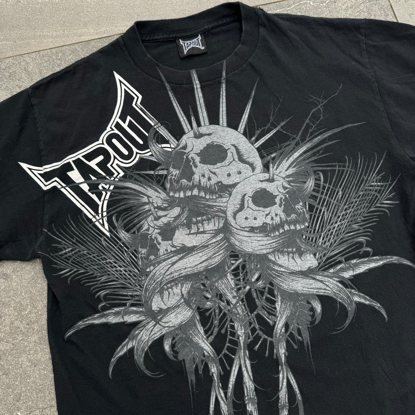 tapout skull tee - M