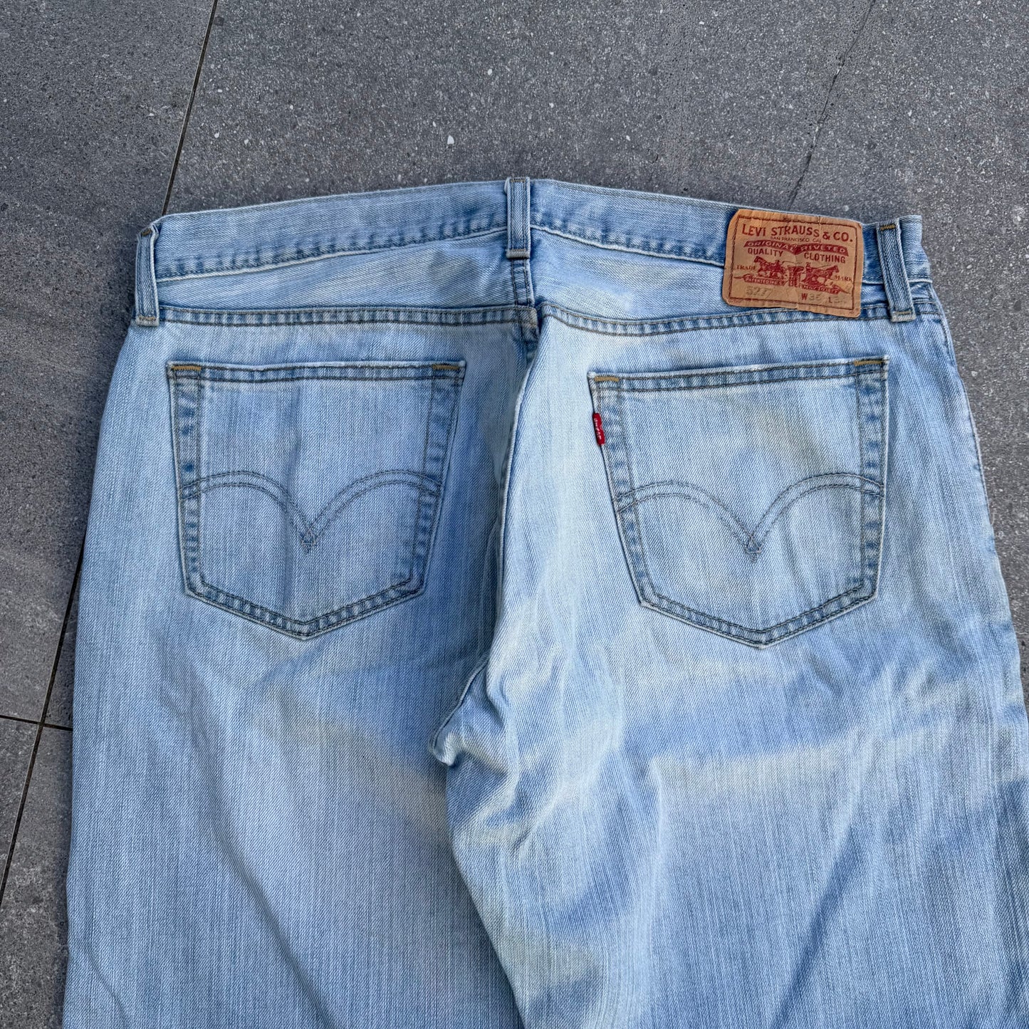 #more goated levi’s bootcuts - 36x33”