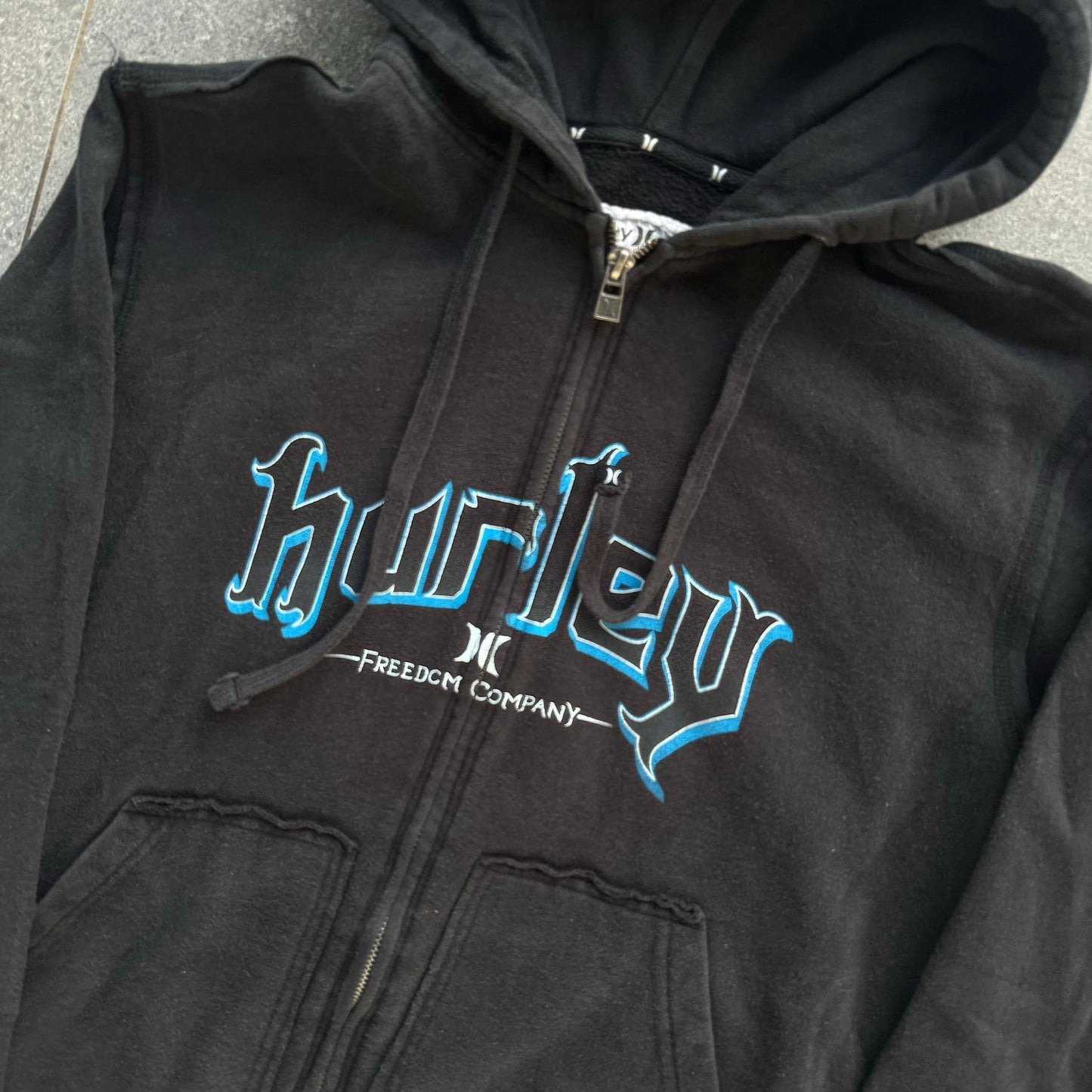 hurley hood - M
