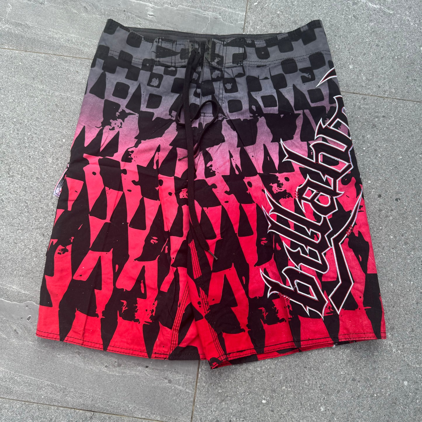 deadstock billabong boardies - 33x12”
