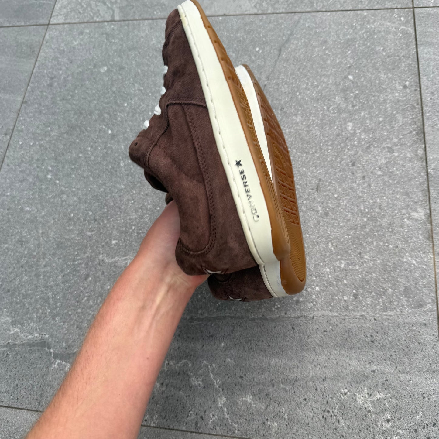 graaaail brown converse 🍂 8.5US