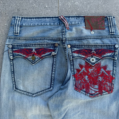 GOAAAATED PEPE BOOTCUTS look at the wash 34x33”