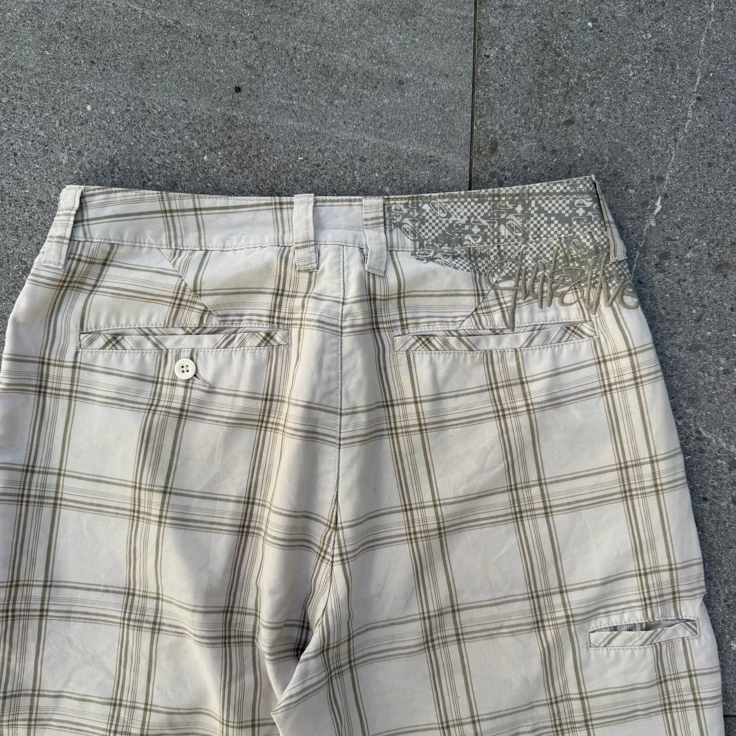 GOATED quiksilver plaids - 33”