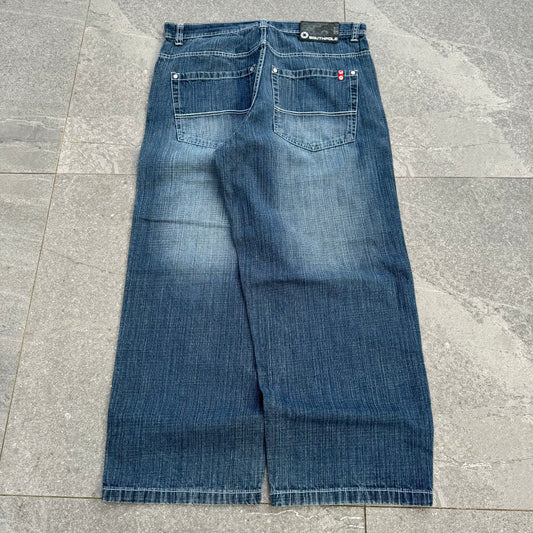 fatttest redtabs - 36x29”