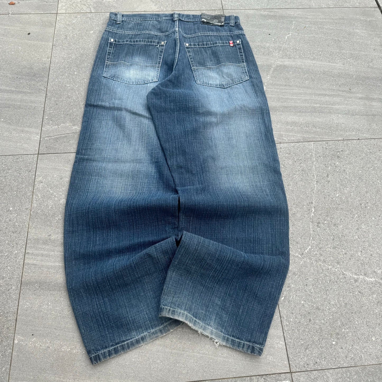 REDTABSSSSSS!!!! - 36x33”