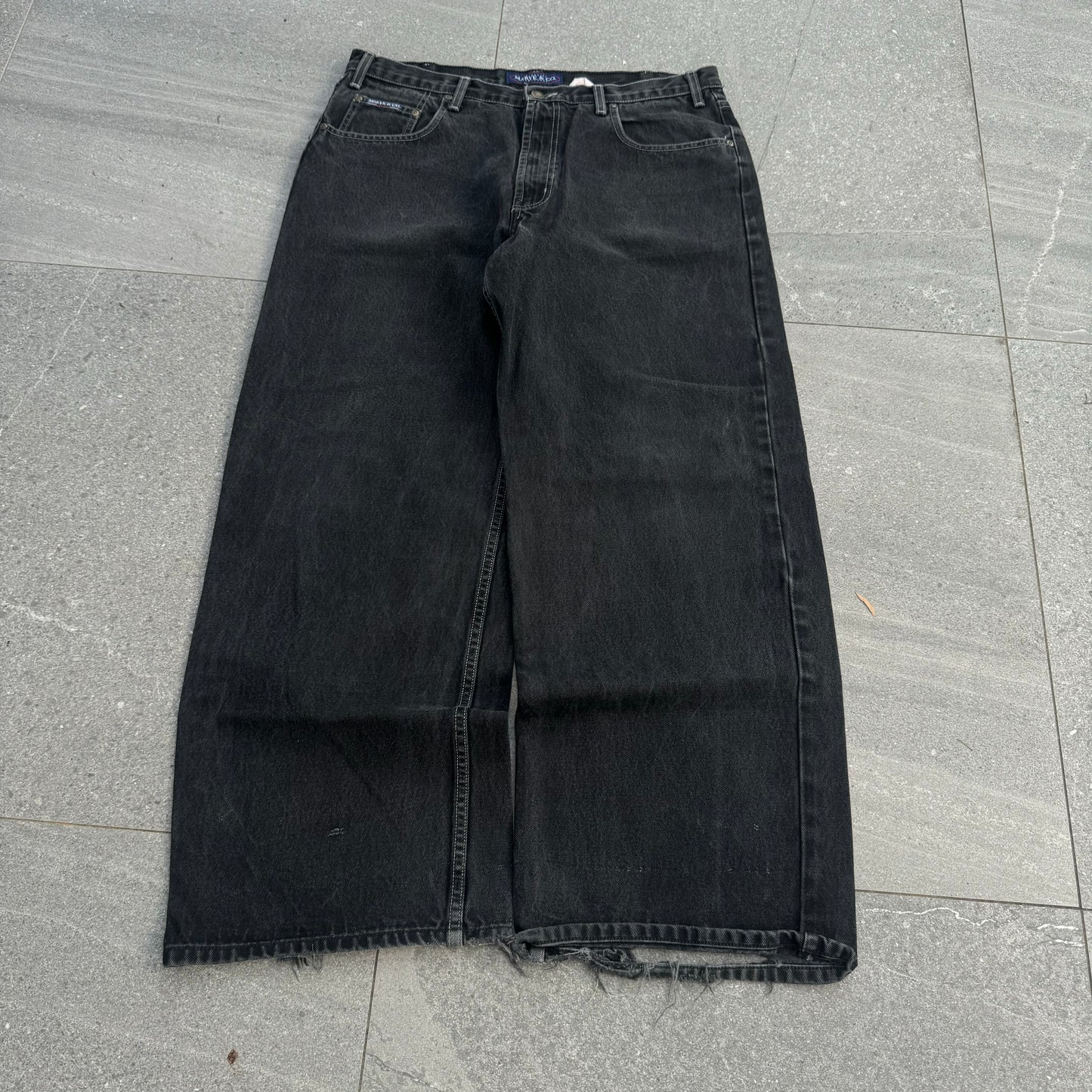 best fitting jeans. - 36x31” (11.5” leg opening)