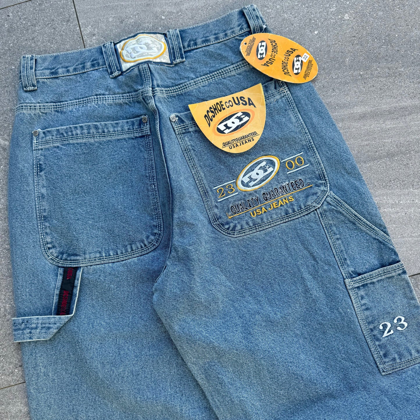 og dead stock DC jeans - 32x30”