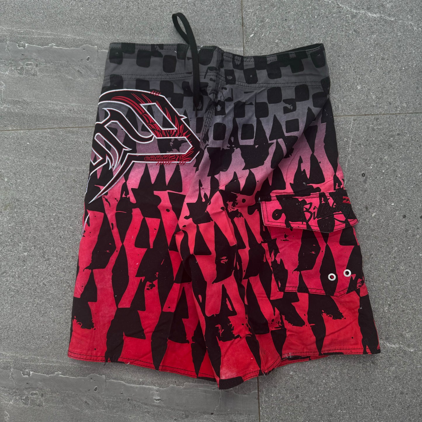 deadstock billabong boardies - 33x12”