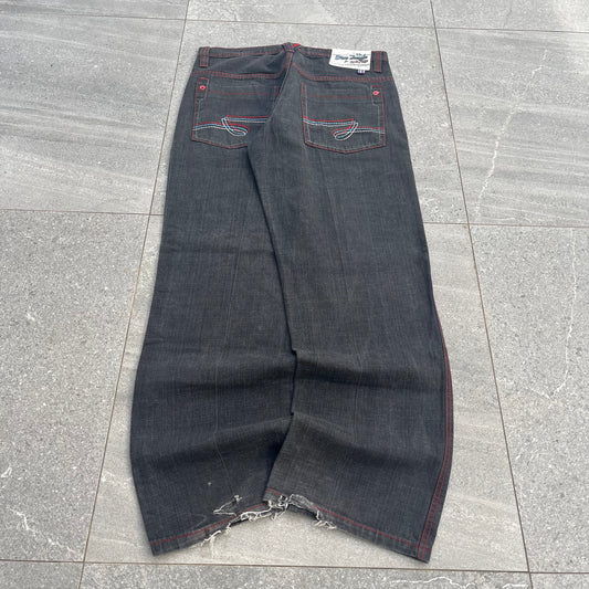 five jungle red stitched - 36x32”