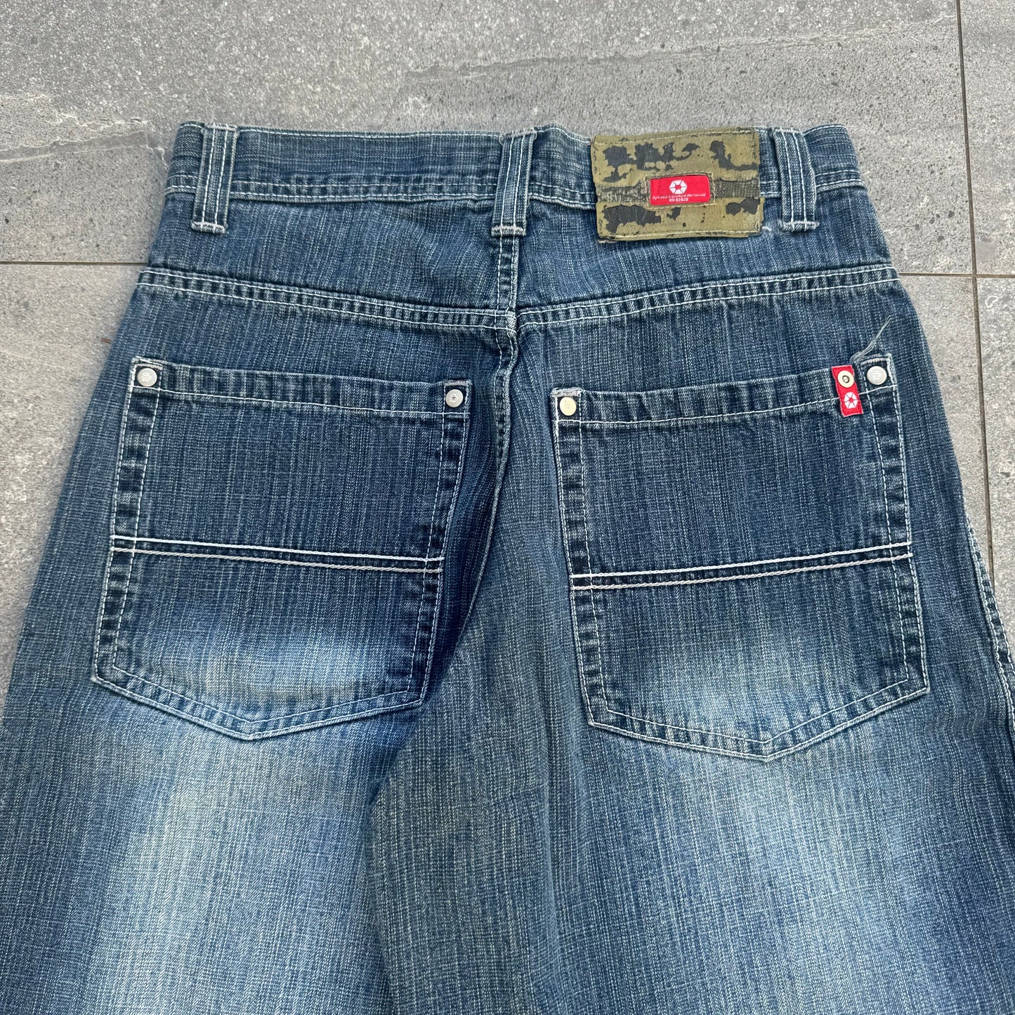 southpole redtabs jorts - 30x13”
