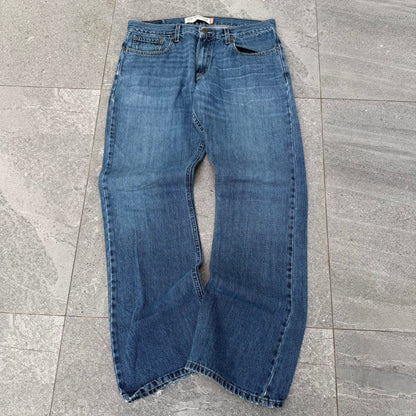 tidiest 527 low bootcuts out there - 33x32”