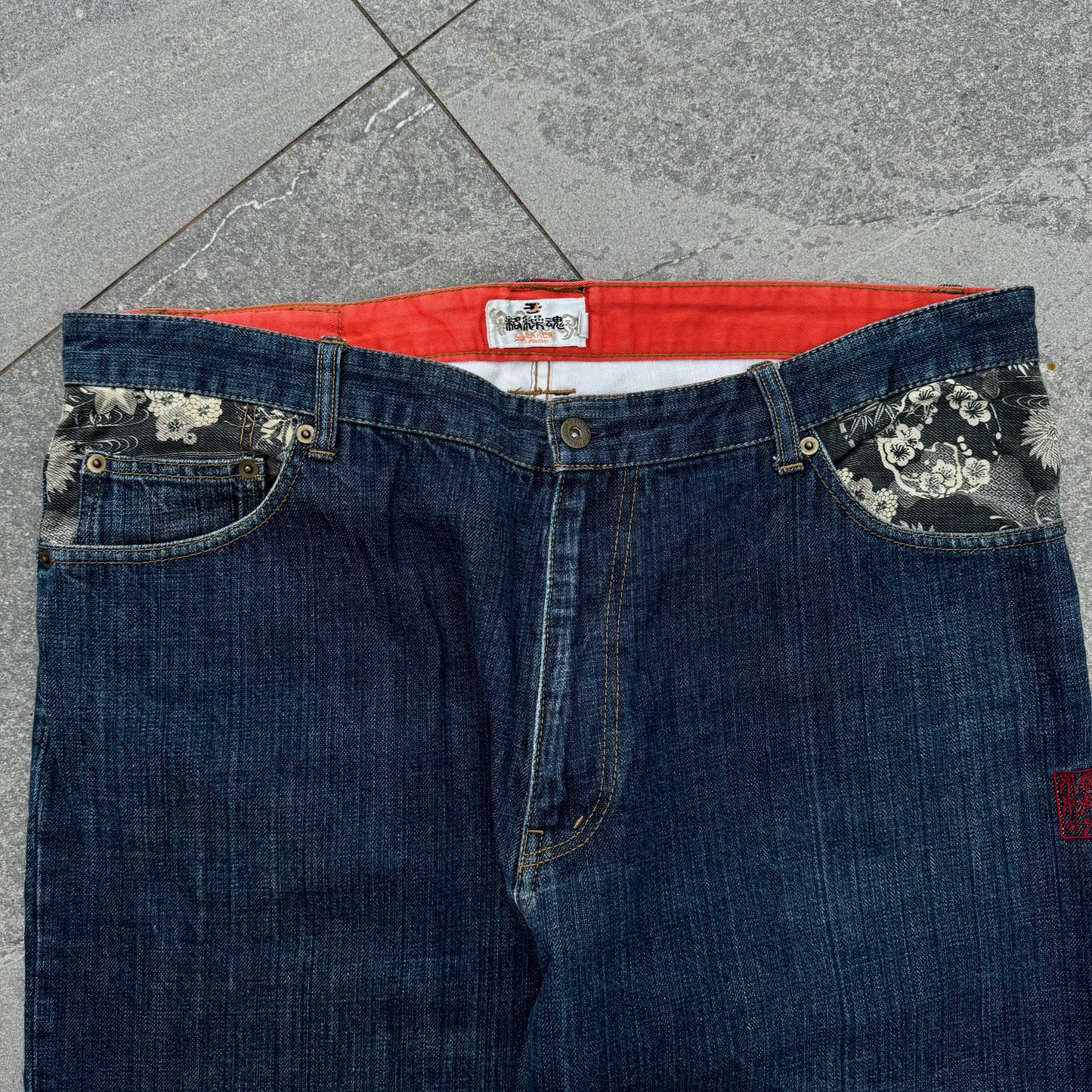 fat karakuri jeans - 38x30”