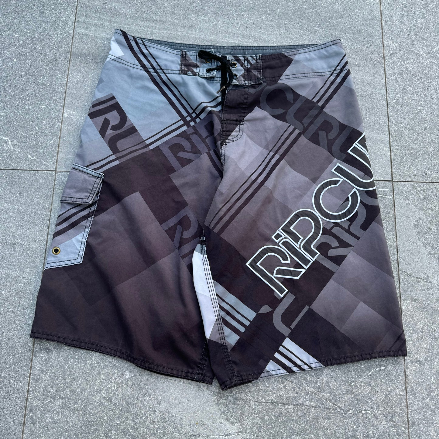 ripcurl boardies - 35x12”