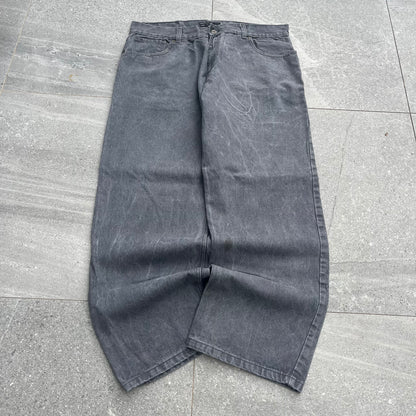 stonewash rocawears - 40x32”