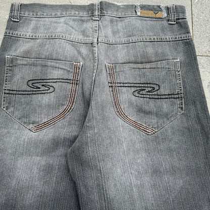beautiful faded jorts - 36”