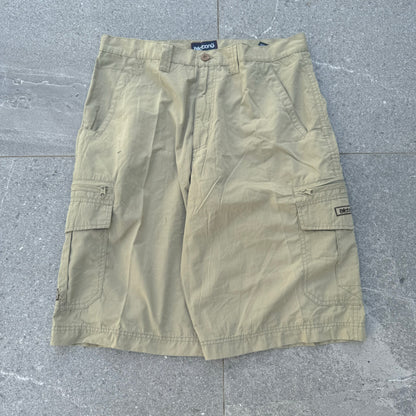 clean billabong pair - 34x11.5”