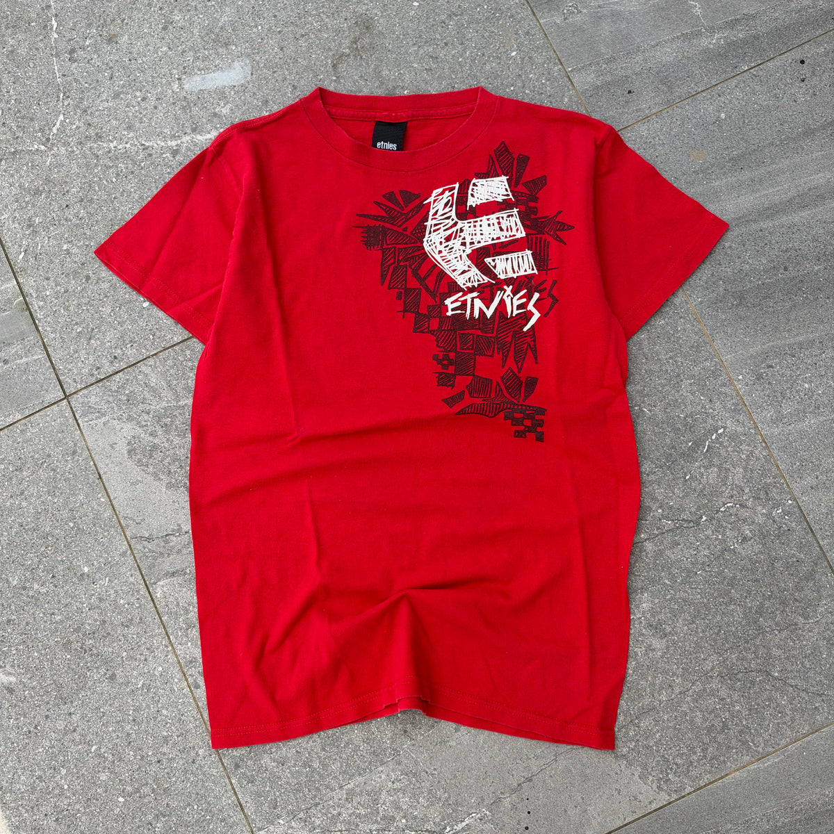 OG etnies tee - S