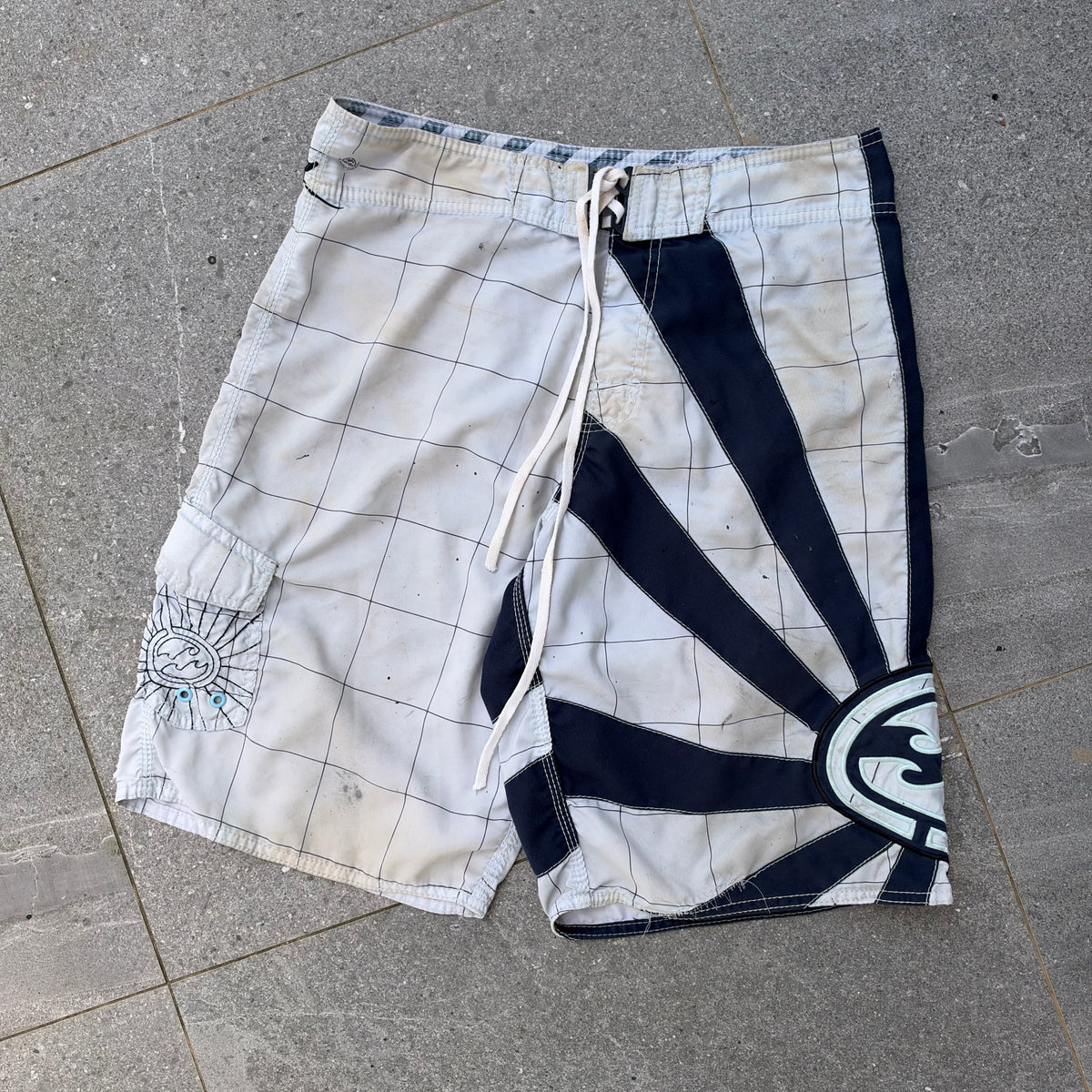 andy irons rising suns - 33”