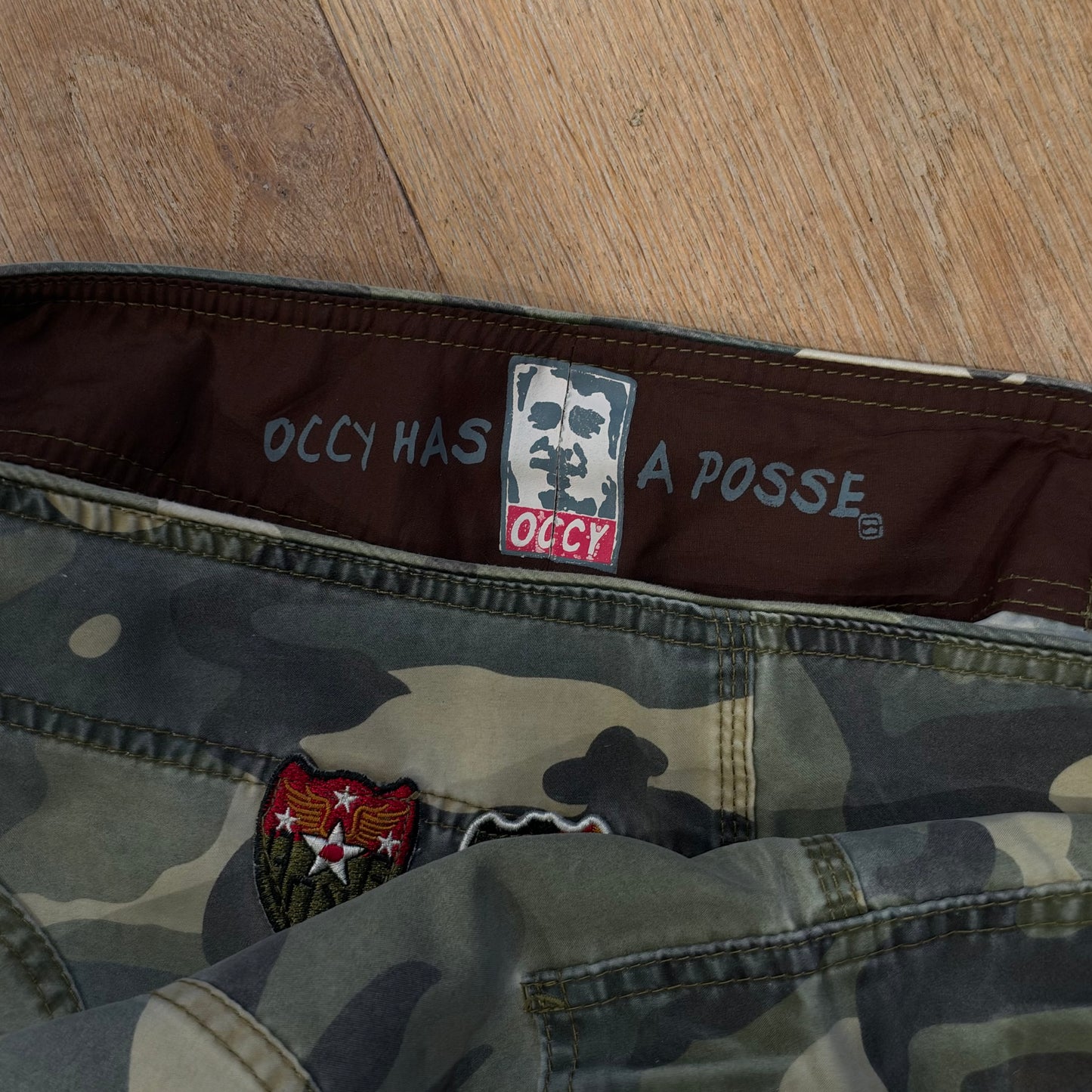 camo billabong occy signatures (my favs) - 32”