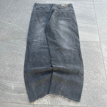 plaid lined babybluez fades - 38x32”