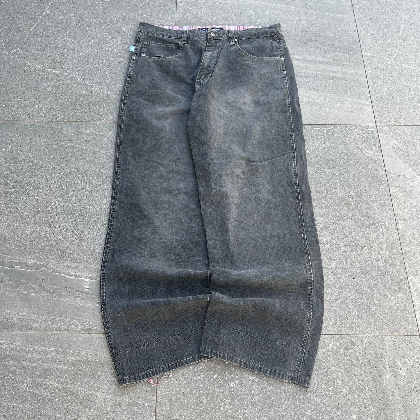 plaid lined babybluez fades - 38x32”