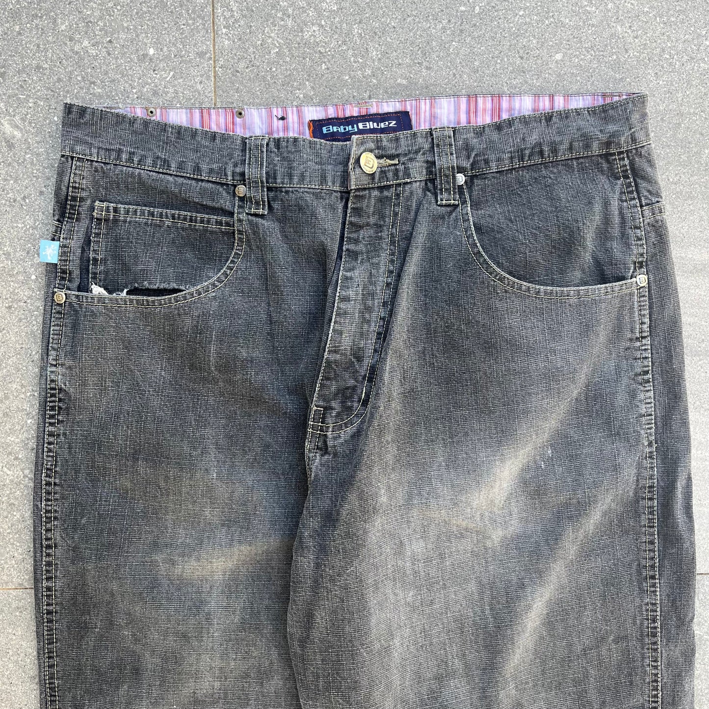 plaid lined babybluez fades - 38x32”