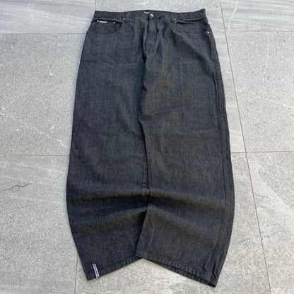 blacked out rocawear carpenters  - 40x34”