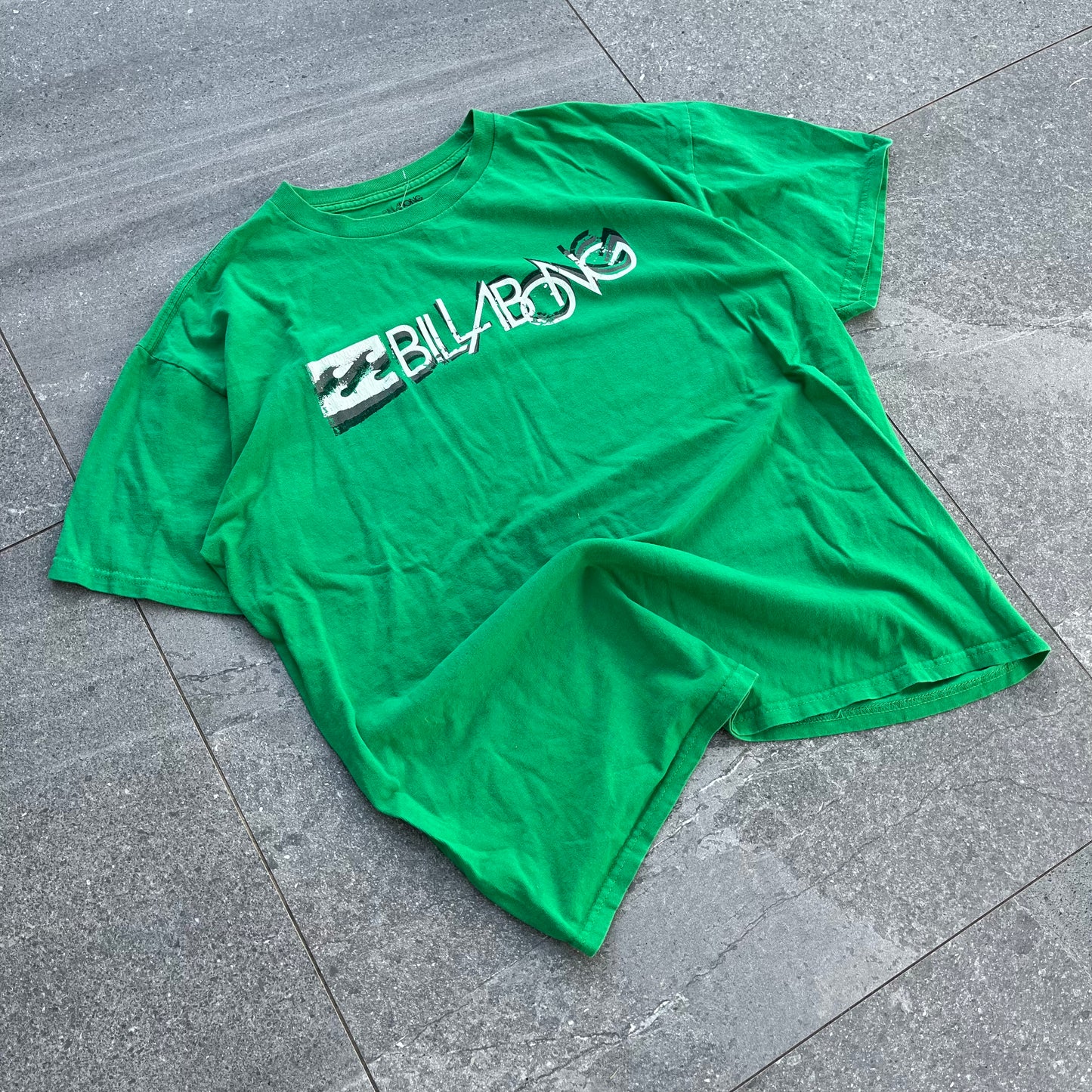 billy spellout tee🍀🍀 - XL
